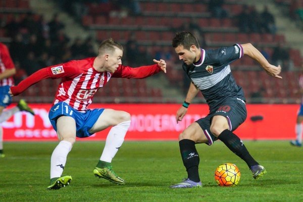 El Girona necesita los tres puntos ante el Valladolid para no hundirse en el descenso