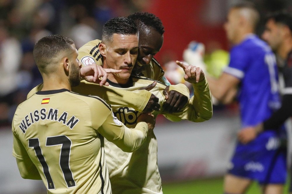 Jose Callejon has reached an agreement with Granada to terminate his contract. EFE