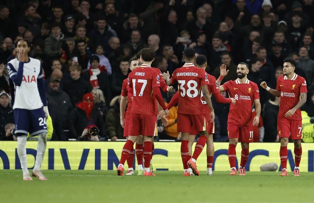 El Liverpool ganó un set de tenis en Londres. EFE