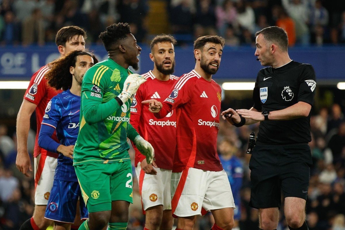 Premier League to trial ref cam on opening day after Club World Cup success