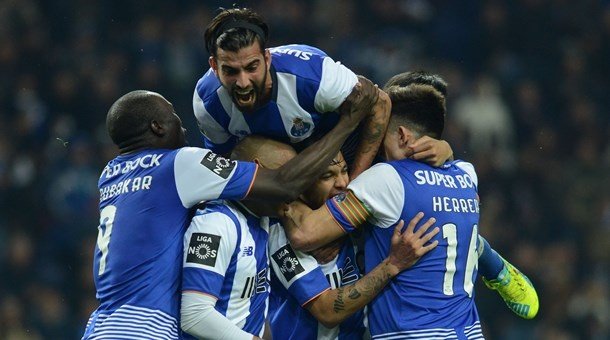Sergio Oliveira da la victoria al Oporto frente al Setúbal