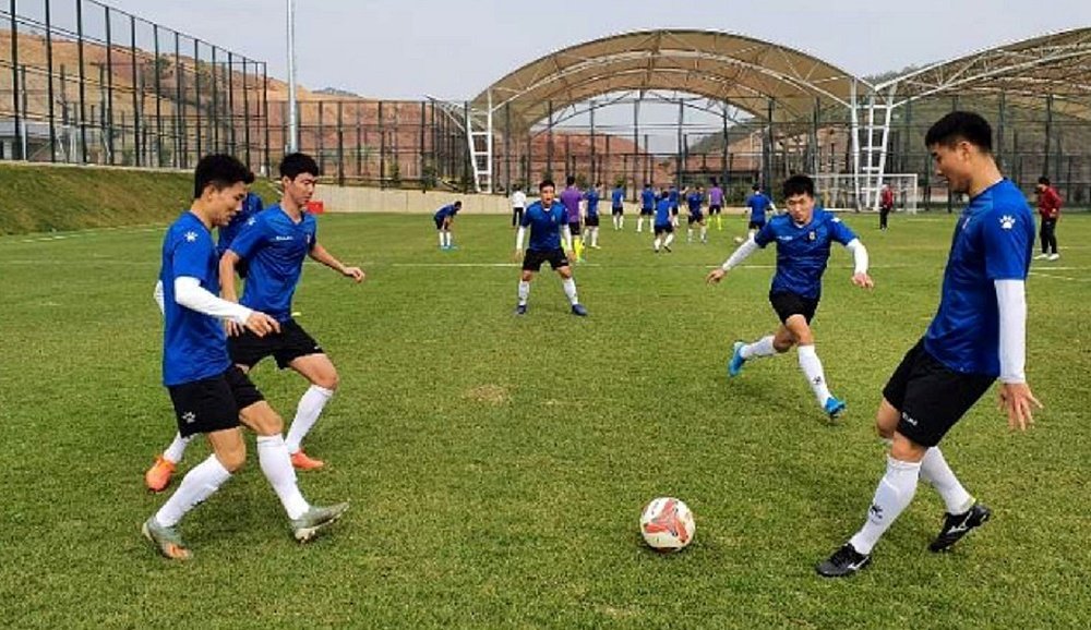 El fútbol en Corea del Sur volverá en mayo. SangjuSangmu