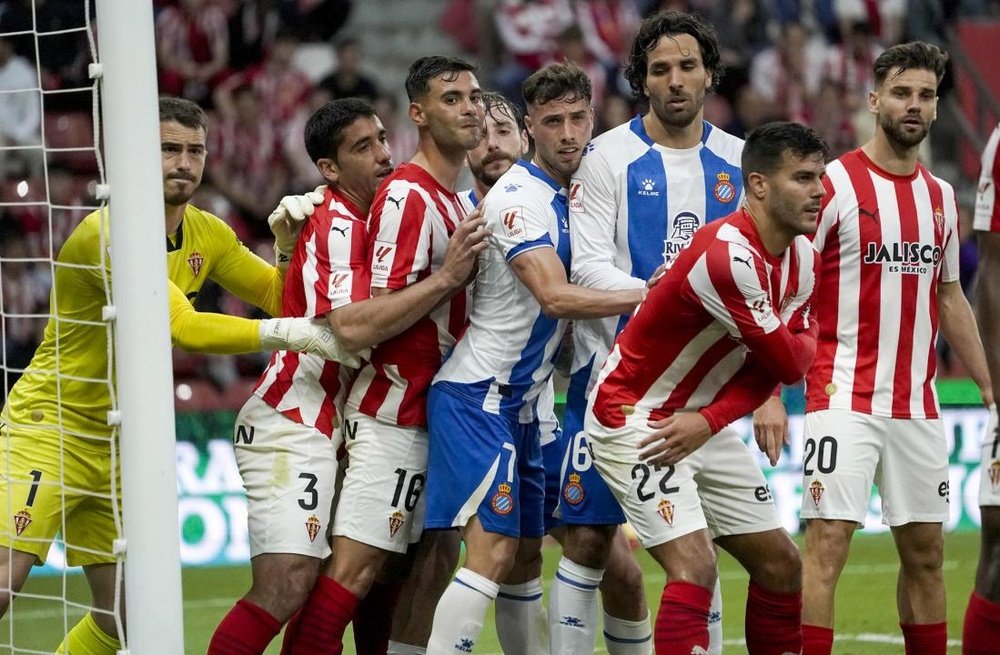 El Espanyol venció por 0-1 al Sporting. EFE
