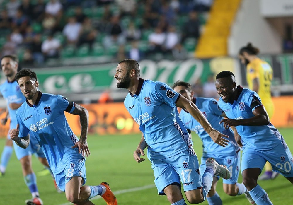 Los tres goles llegaron en la segunda mitad. Trabzonspor