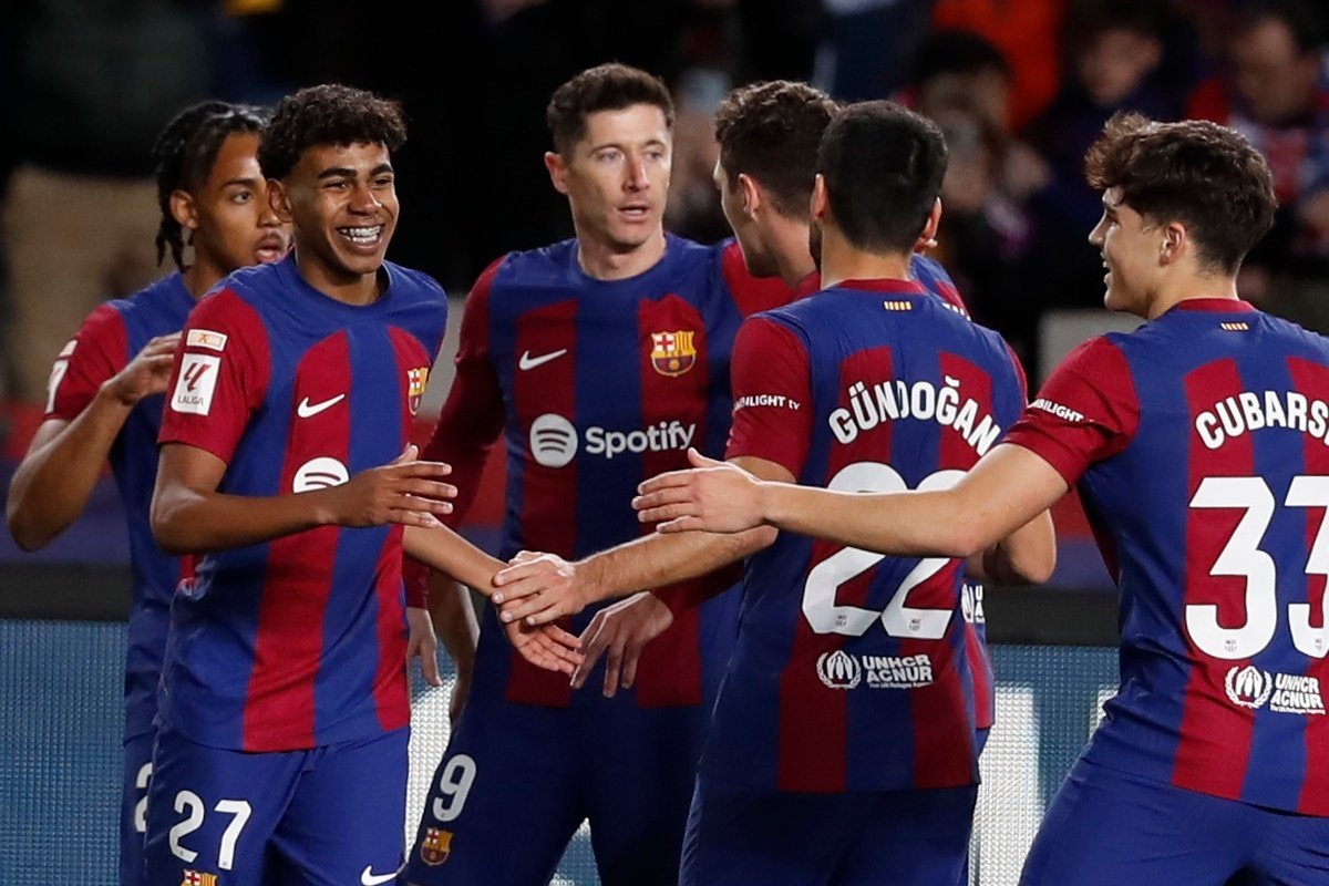 Barcelona's squad asked for a Spanish Super Cup bonus