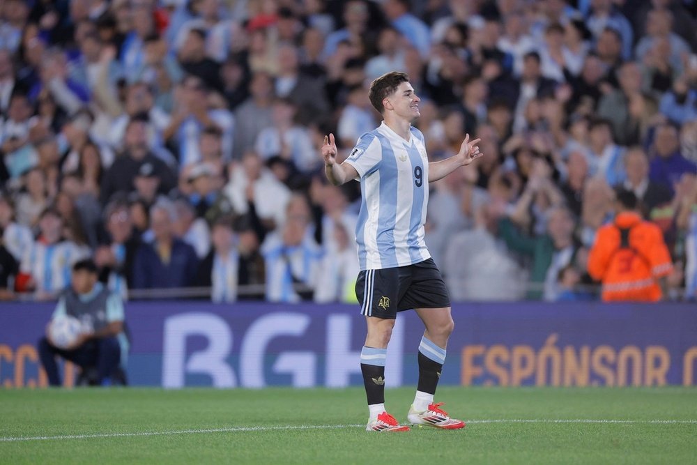 Julian Alvarez lors du match Argentine-Brésil. EFE