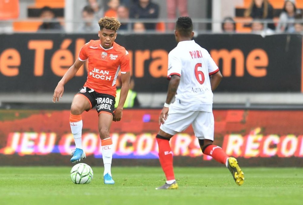 El Sevilla podría llevarse a una joven promesa francesa. Lorient