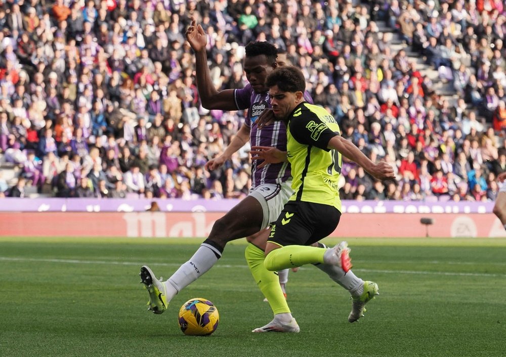 Juma Bah, cerca de fichar por el City y marcharse cedido al Lens. EFE