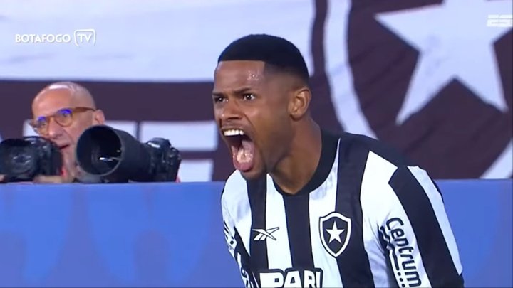 Com show de Júnior Santos, Botafogo goleia o Aurora e enterra 2023