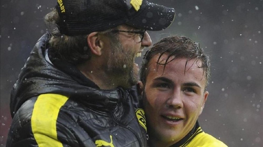 Götze, Klopp y la historia detrás de un transplante de pelo. EFE