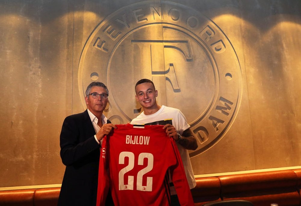 El nuevo contrato de Justin Bijlow con el Feyenoord culminará el 30 de junio de 2021. Feyenoord