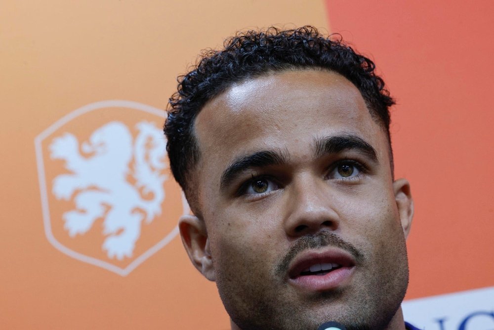 Kluivert quer evoluir antes da decisão da Liga das Nações contra a Espanha. EFE