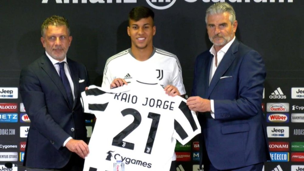 Kaio Jorge se mostró ilusionado en su presentación. Captura/JuventusFC