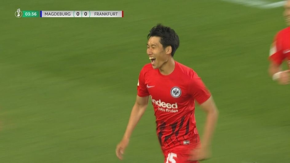 Kamada y un Eintracht que parece el de la 21-22, protagonistas de la jornada copera. Captura/ESPN