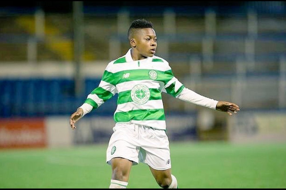 Karamoko Dembélé deja su primera huella. Twitter/Celtic