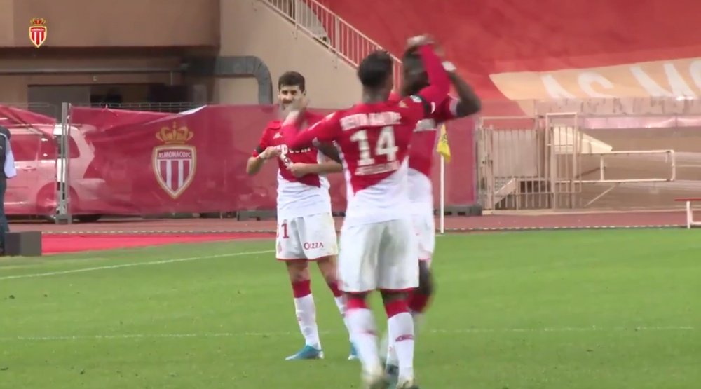 Bakayoko a failli sortir du terrain par erreur. Capture/ASMonaco