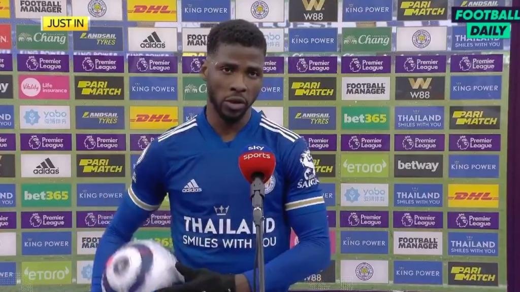 Iheanacho y una dedicatoria ejemplar. Captura/FootballDaily