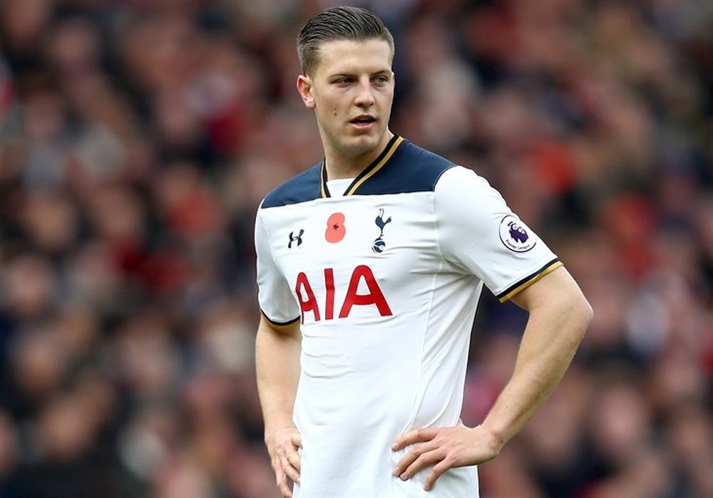 Kevin Wimmer no tiene sitio en el conjunto inglés. TottenhamHotspur