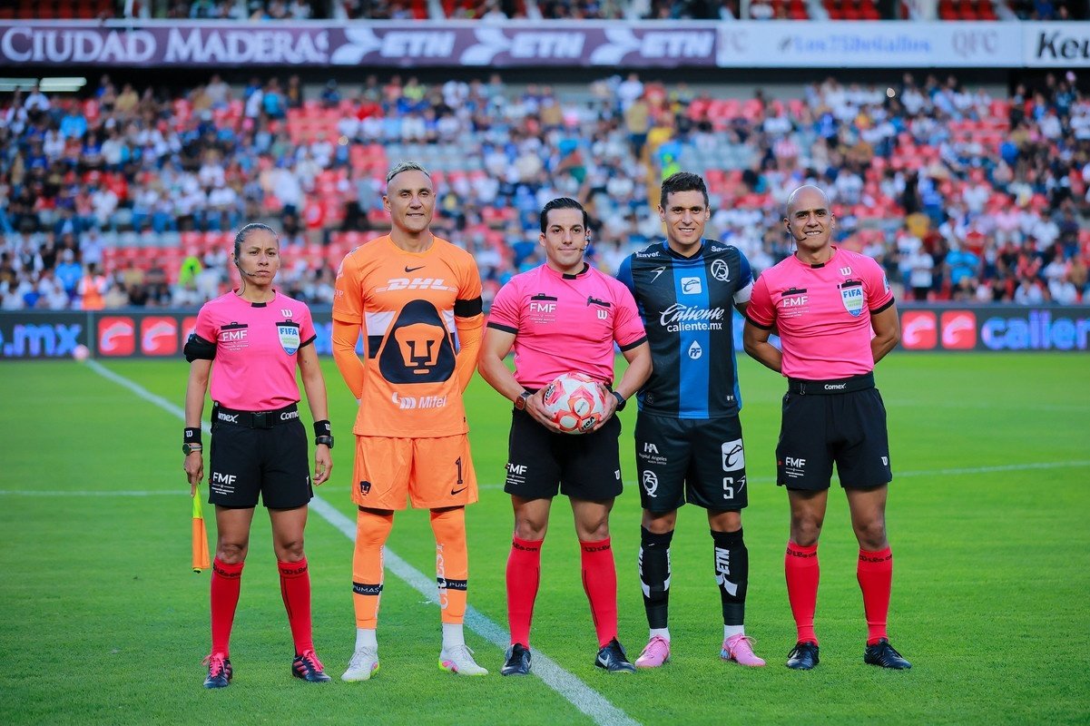 Keylor Navas, del avión al césped con brazalete y victoria