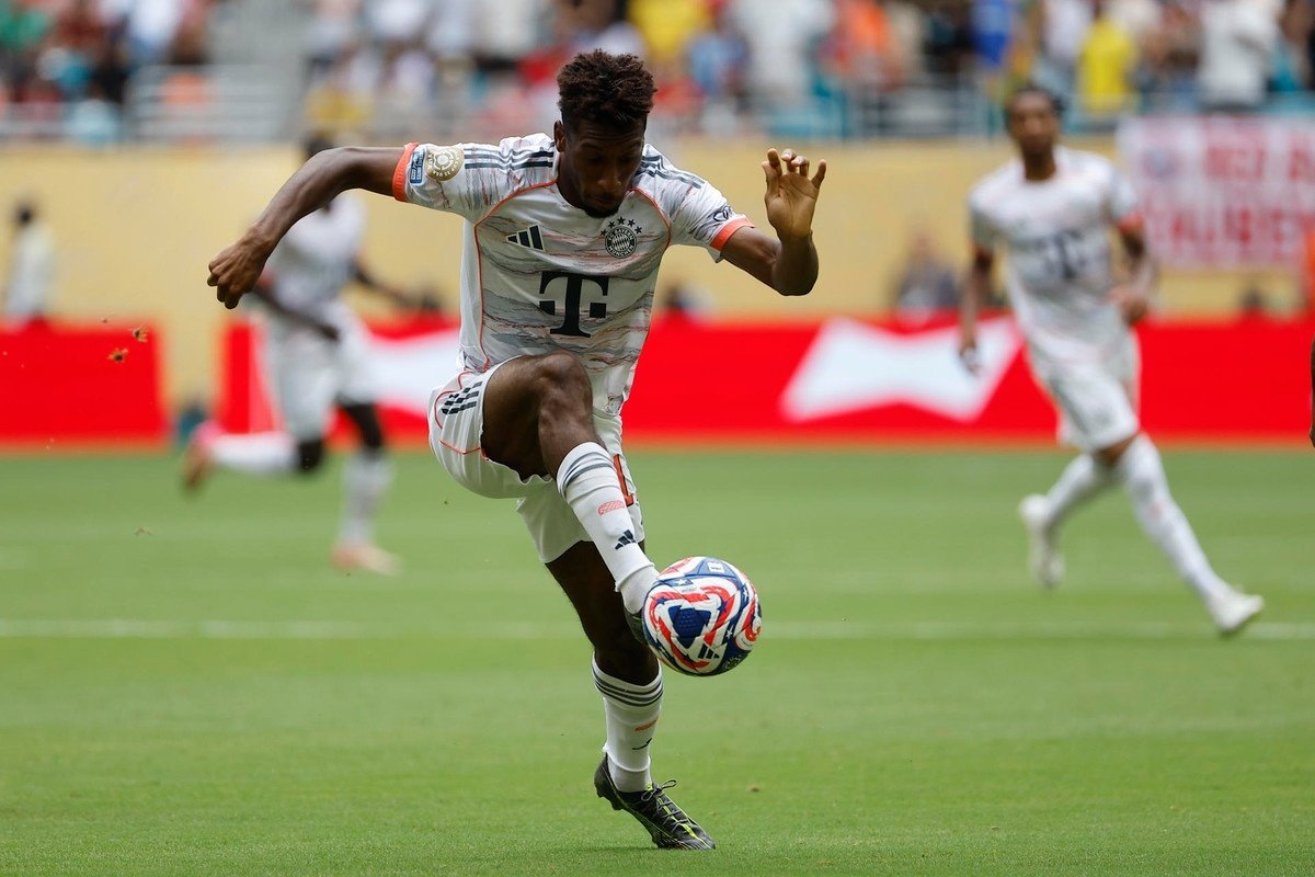 Club-to-club talks have already begun. EFE