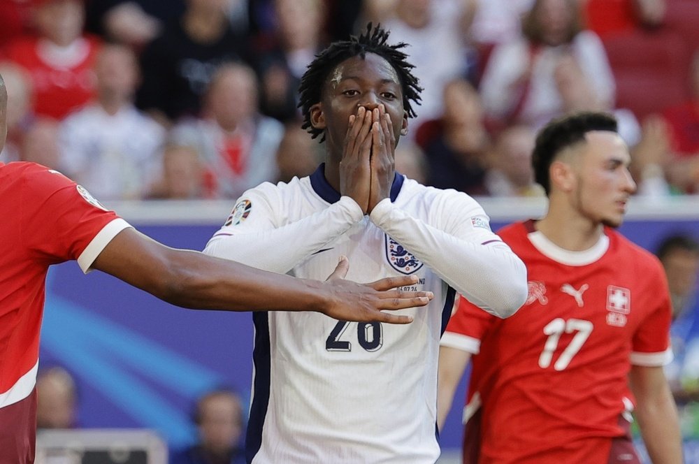 Kobbie Mainoo will miss England's games against Greece and Finland. EFE