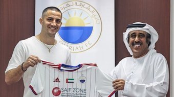Former Olympiacos player Kostas Manolas has joined Sharjah FC. The Greek has signed for the UAE side for two years and joins a team that already has Miralem Pjanic and Paco Alcacer.