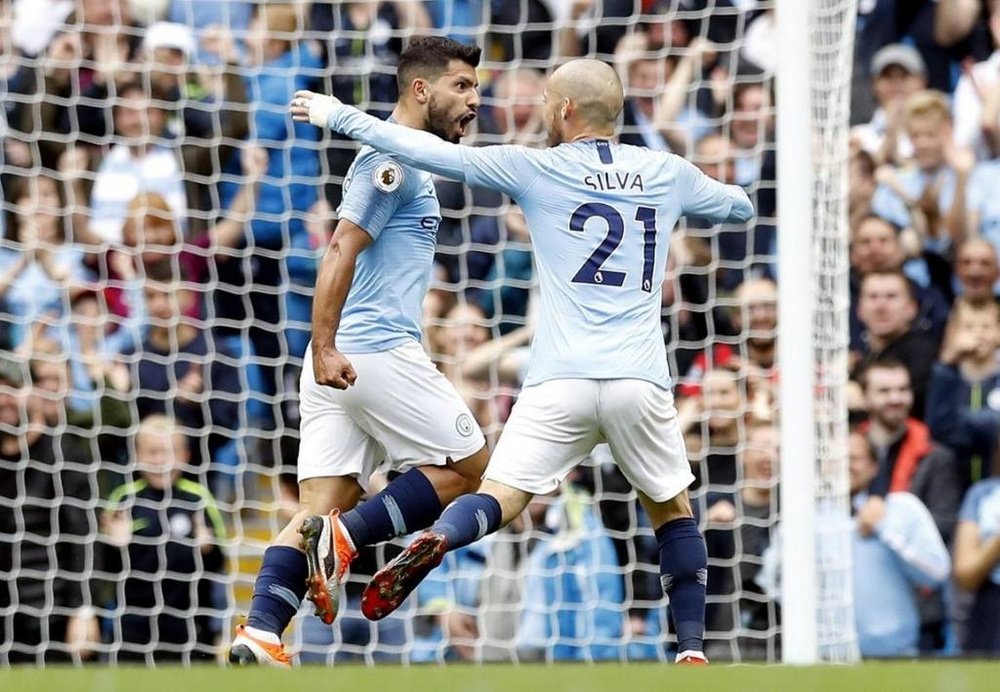 Kun Agüero marcou o terceiro gol do City contra o Huddersfield. Twitter @Ladbrokes