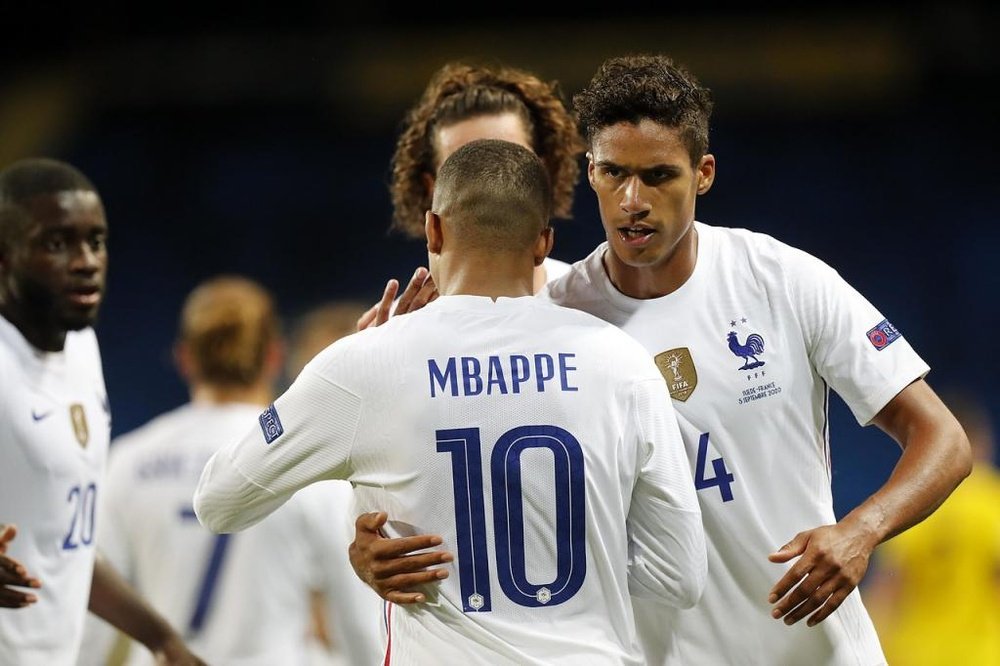 Mbappé et Varane vont mieux. EFE