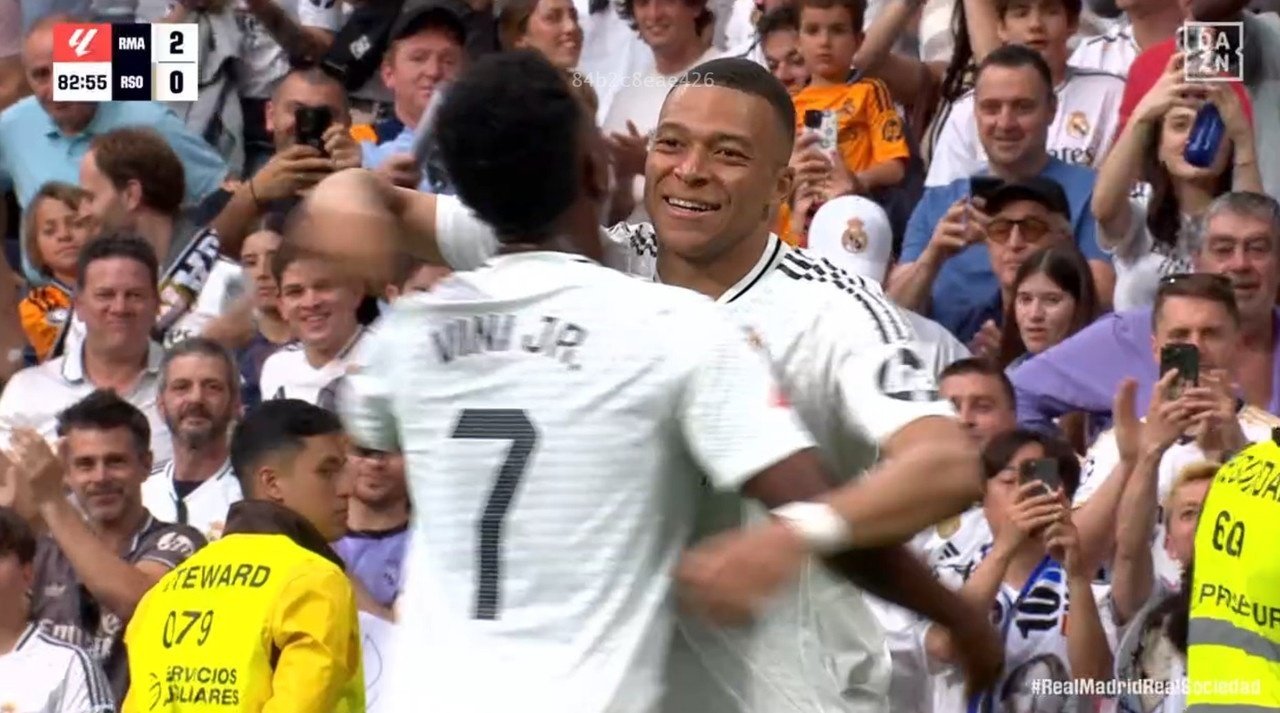 Mbappé hizo un doblete ante la Real Sociedad. Captura/DAZN