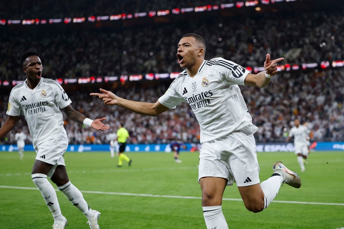 El Real Madrid, el club más valioso del mundo por cuarto año seguido. EFE