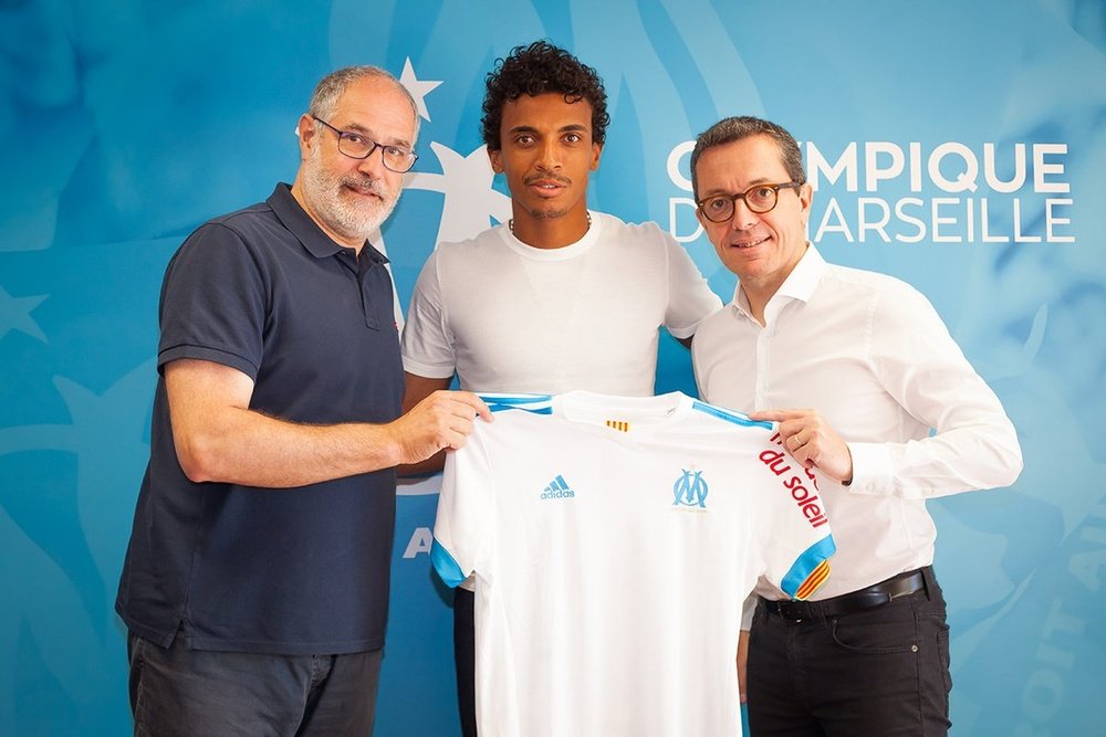L'Olympique de Marseille est heureux d'annoncer la signature de Luiz Gustavo. OM