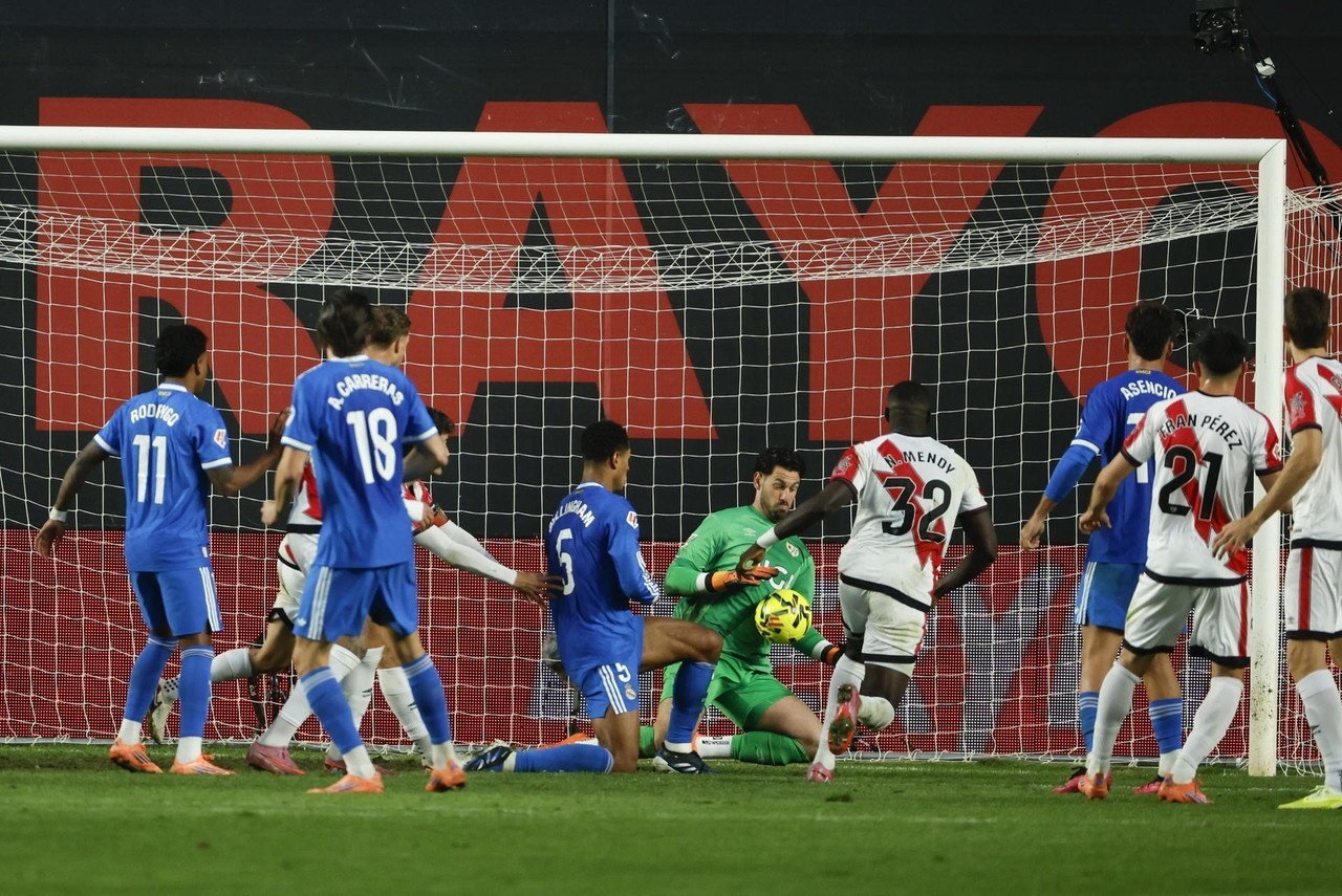 El Rayo no ha perdido en las visitas de Madrid y Barça este curso. EFE