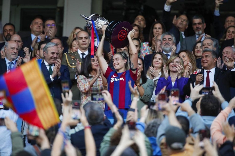 Alexia Putellas va prolonger avec le Barça. efe