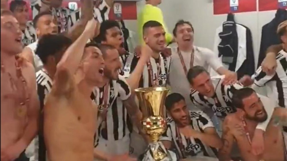 La Juventus celebró por todo lo alto el título de Coppa. Twitter/juventusfcen