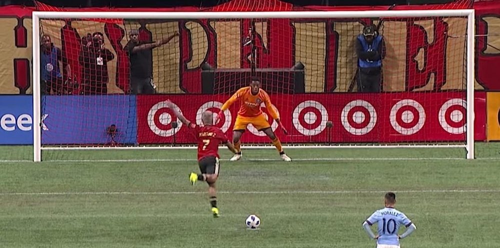 Josef Martínez inventó un nuevo método de lanzar penaltis. Captura/MLS