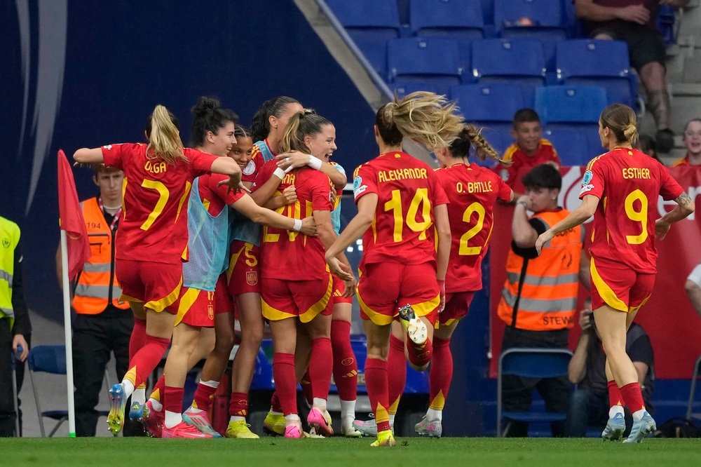 España se clasificó para las semifinales de la Liga de Naciones. EFE