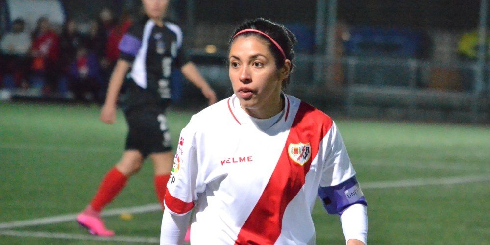 La delantera guatemalteca Ana Lucía Martínez, Analu, durante un partido con el Rayo Vallecano. UniónRayo