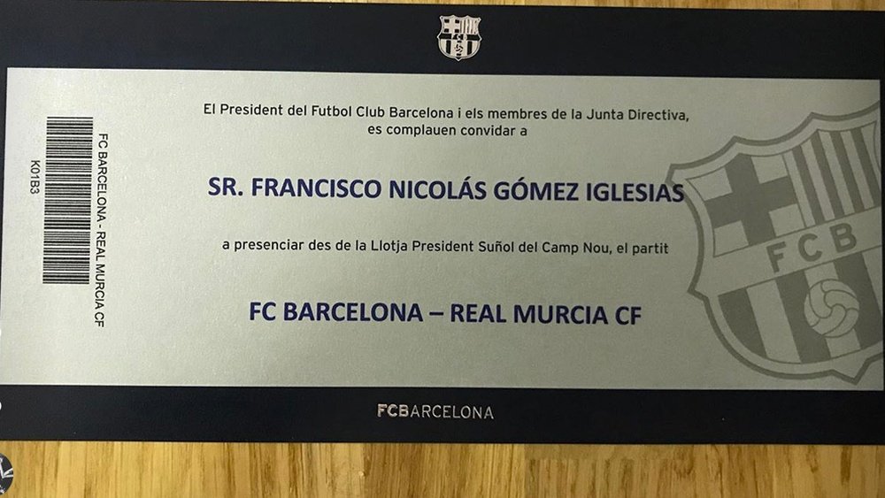 El 'Pequeño Nicolás' estará en el Camp Nou esta noche. Twitter
