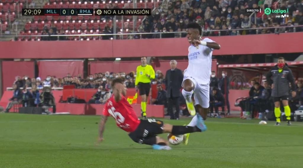 Vinicius furious after challenge by Maffeo goes unpunished