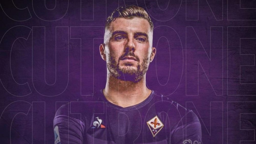 Patrick Cutrone troca os Wolves pela Fiorentina. Twitter/ACFFiorentina