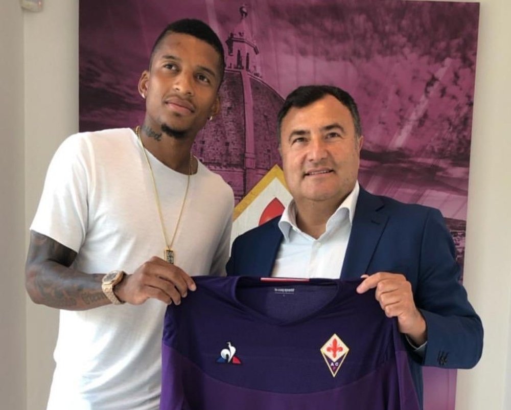 L'Inter et la Fiorentina officialise le prêt de Dalbert. ViolaChannel