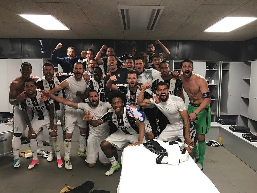 La Juventus célèbre la victoire. Twitter/Bonucci_leo19