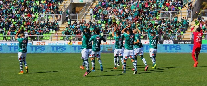 Santiago Wanderers refuerza su delantera con Pinilla