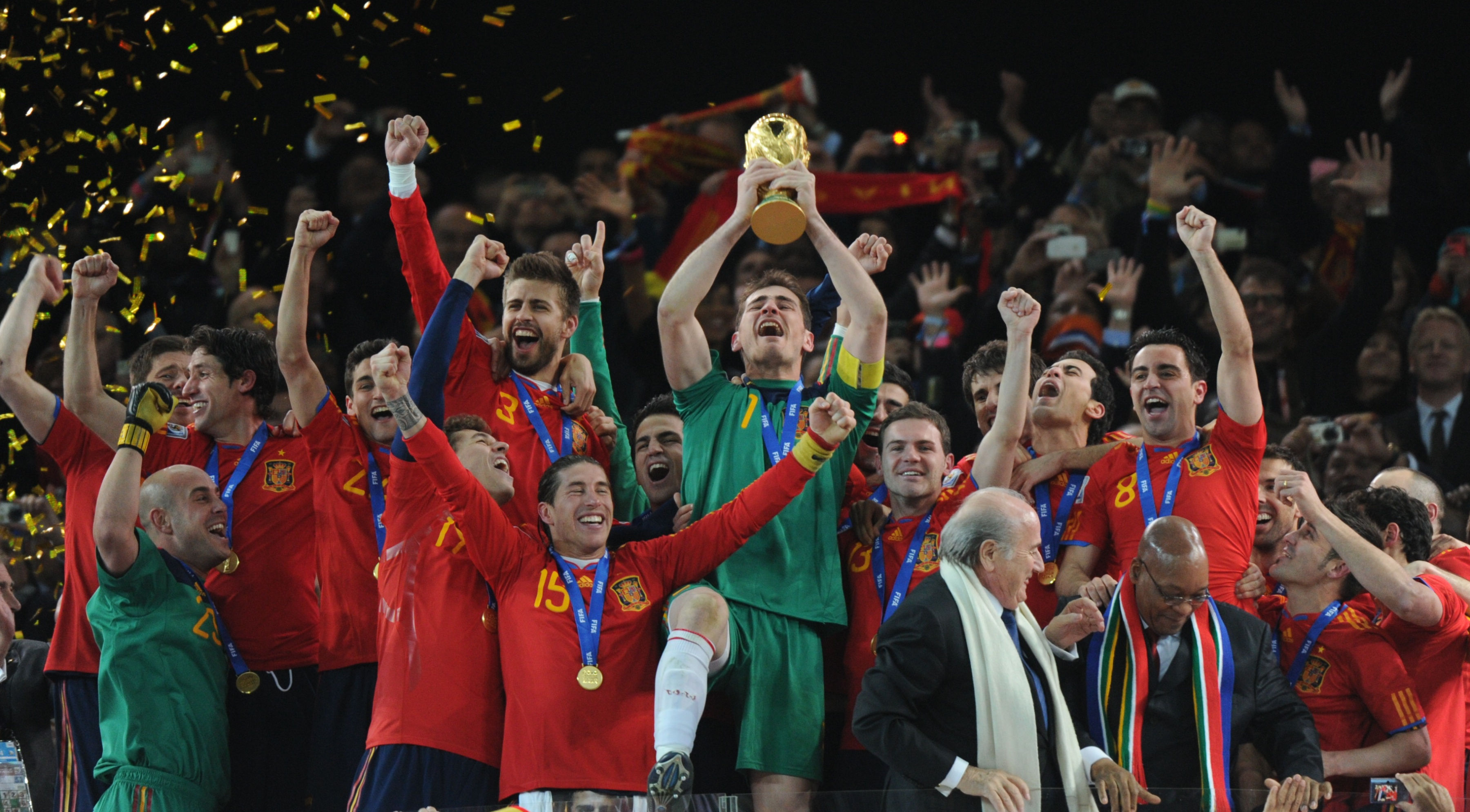Tras Villa, aún resisten 14 campeones Mundial 2010