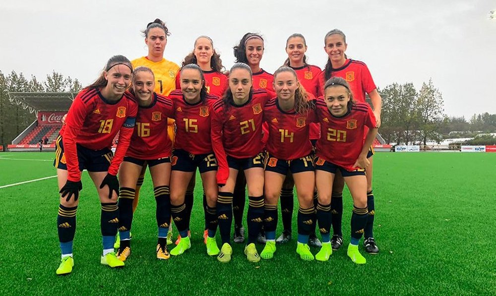 La Selección Española Sub 19 venció a Islandia en el minitorneo europeo. Twitter/SeFutbolFem