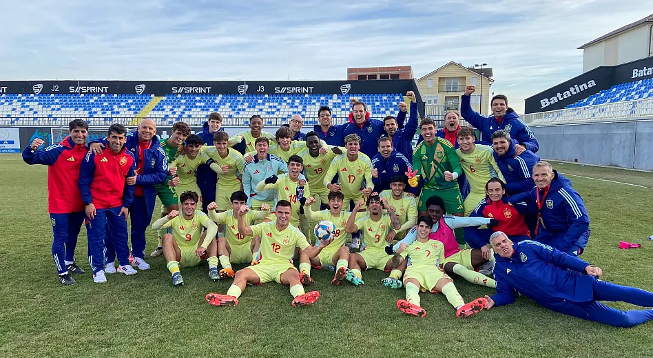 Pablo García salva en el 90' la ruta de España hacia el Europeo Sub 19