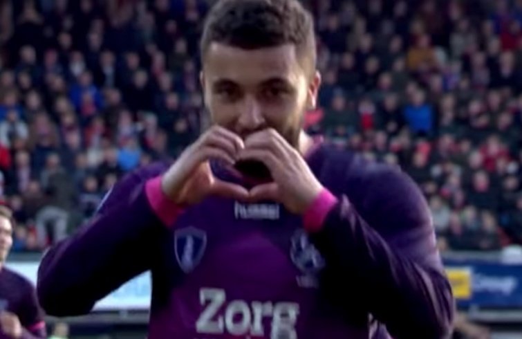 Labyad sufrió molestias en la ingle en el último partido del Utrecht. Captura