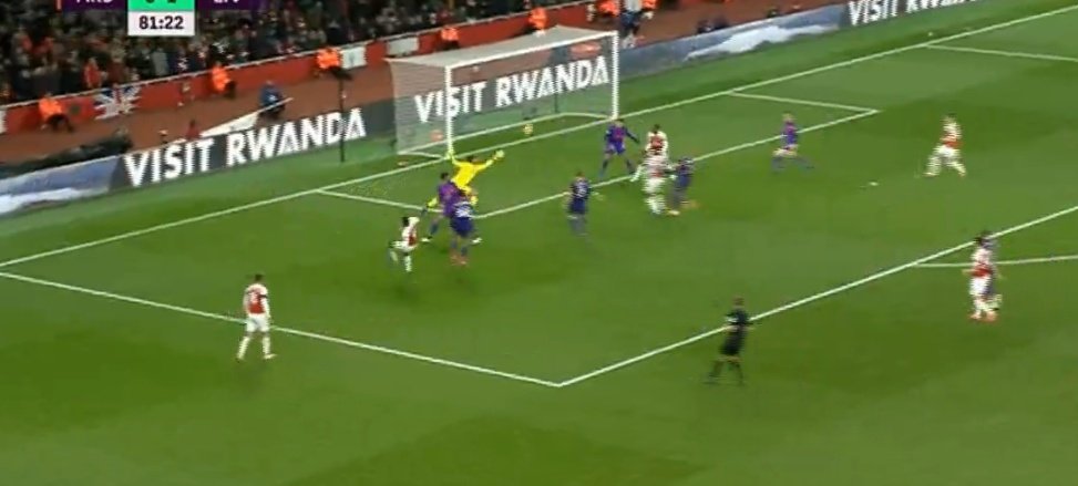 Lacazette remained composed to fire Arsenal level. CAPTURA