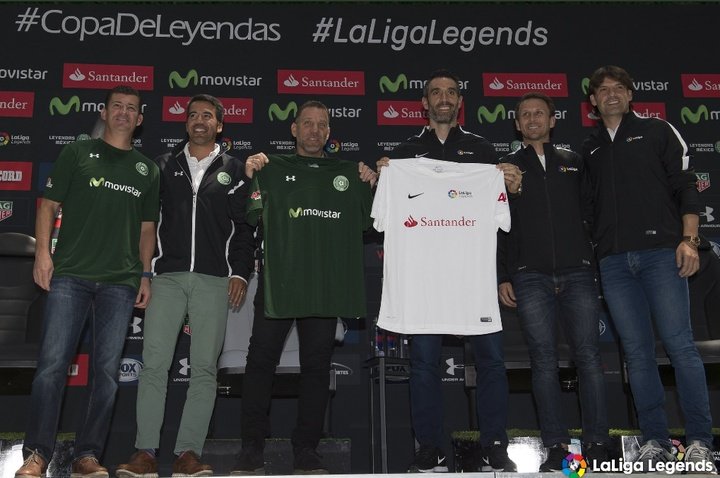 Remontada de Leyendas de México ante LaLiga Legends en Toluca