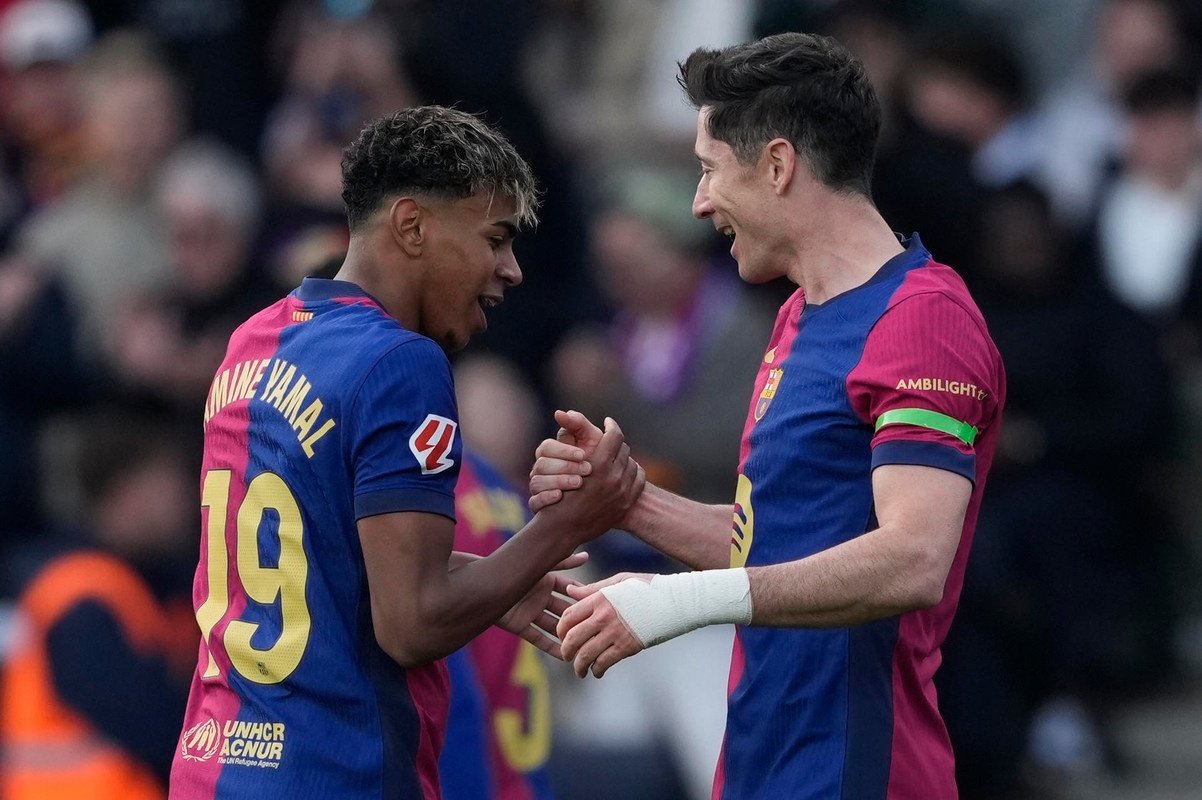Le FC Barcelone disputera deux matchs amicaux en Corée du Sud au mois d'août. Le premier sera contre le FC Séoul, et le second contre le Jeonbuk Hyundai Motors ou le Suwon Samsung Bluewings.